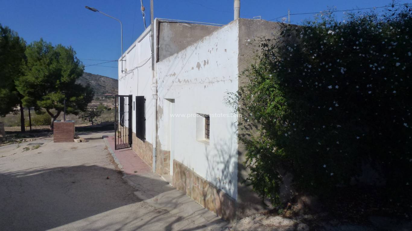 Reventa - Casa cueva - Hondon de las Nieves - La Canalosa