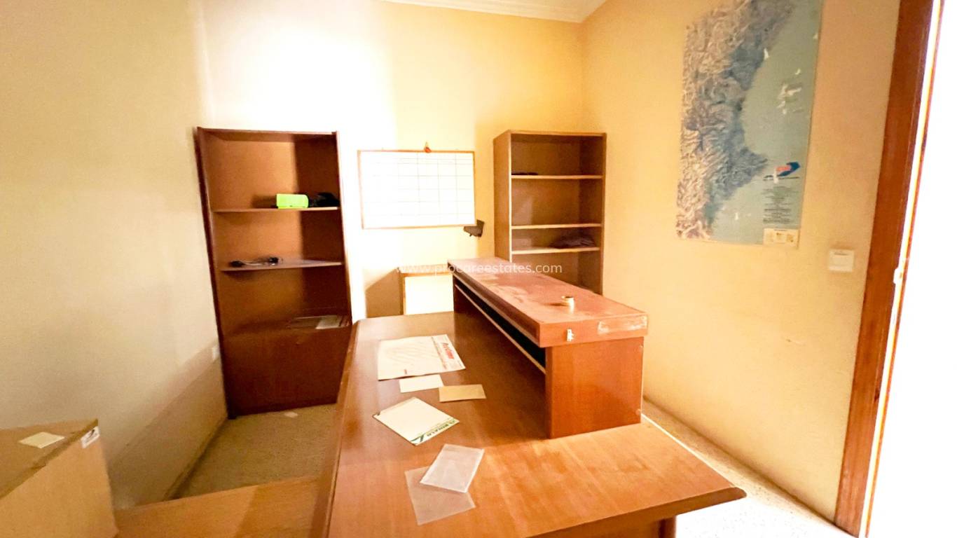 Alquiler a largo plazo - Propiedad comercial - Hondon De Los Frailes