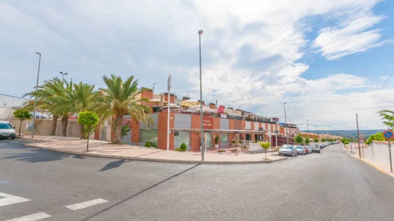 Alquiler a largo plazo - Propiedad comercial - San Fulgencio - La Marina