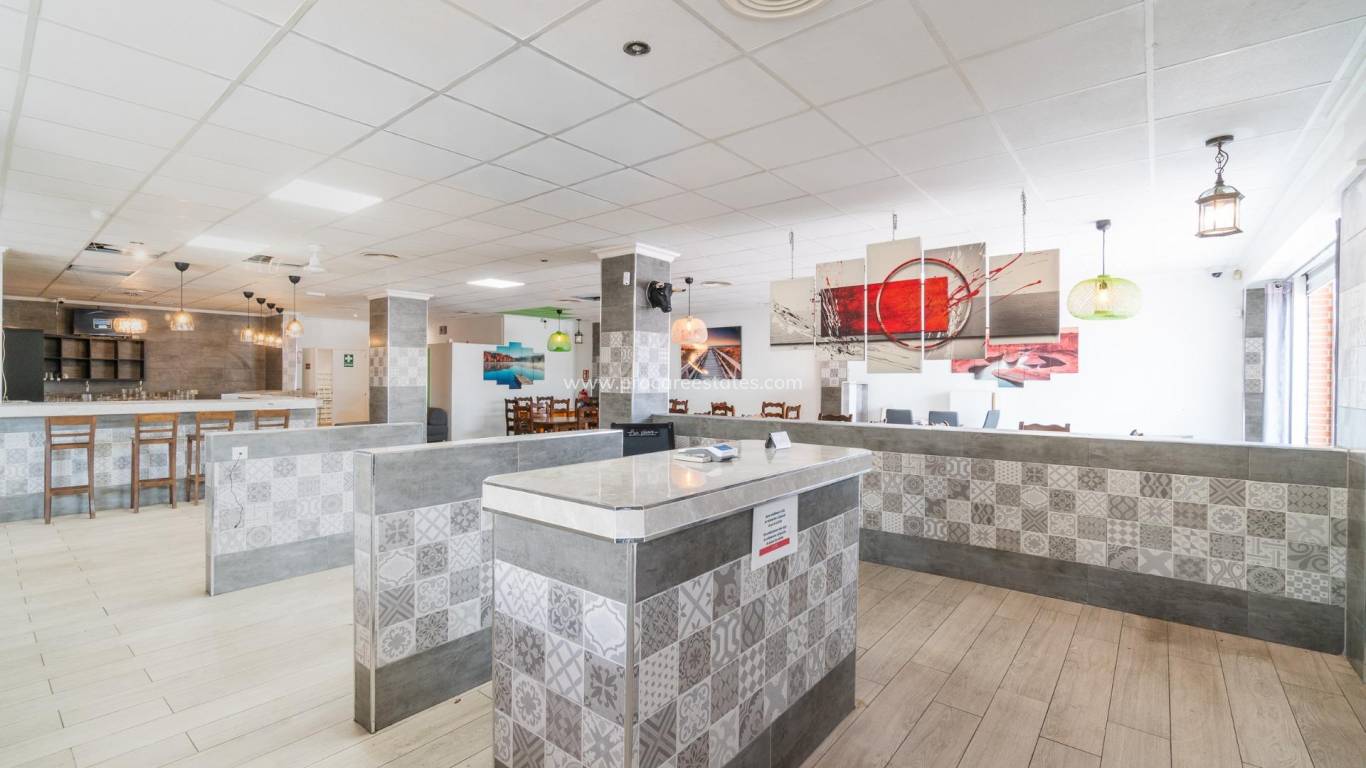 Alquiler a largo plazo - Propiedad comercial - San Fulgencio - La Marina