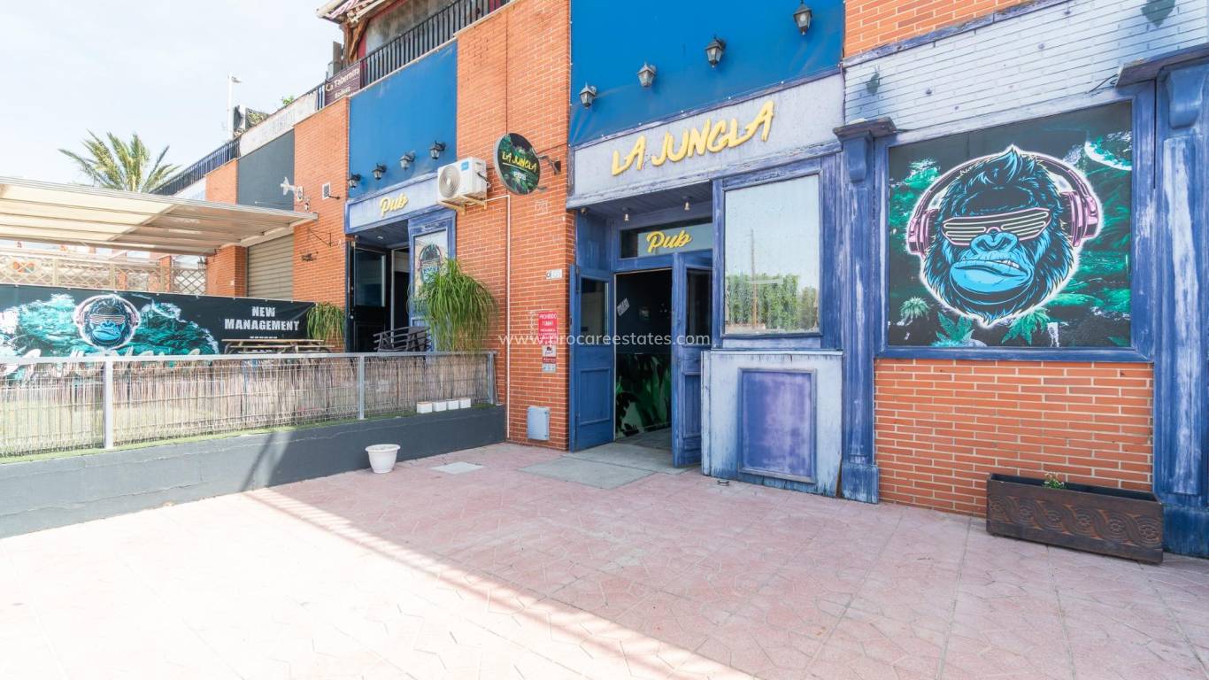 Alquiler a largo plazo - Propiedad comercial - San Fulgencio - Urb. La Marina