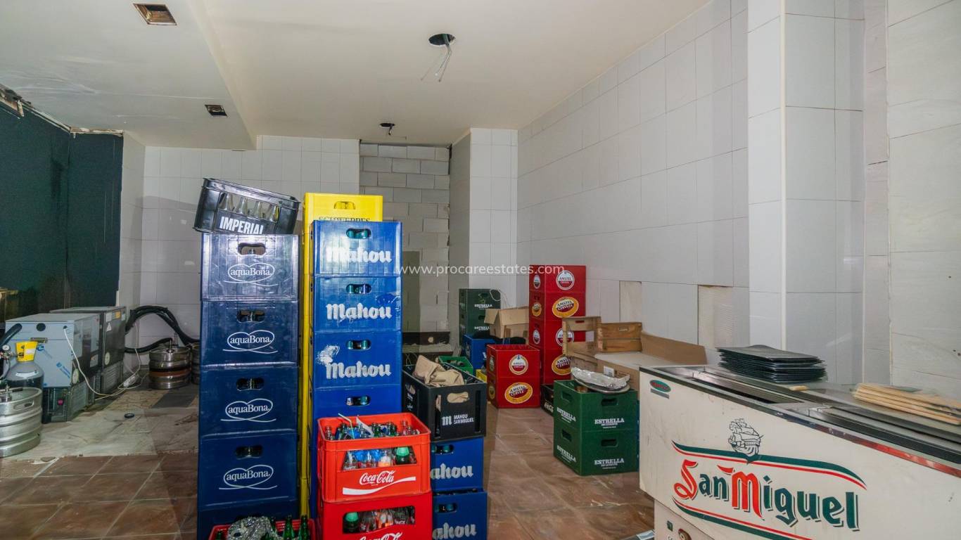 Alquiler a largo plazo - Propiedad comercial - San Fulgencio - Urb. La Marina