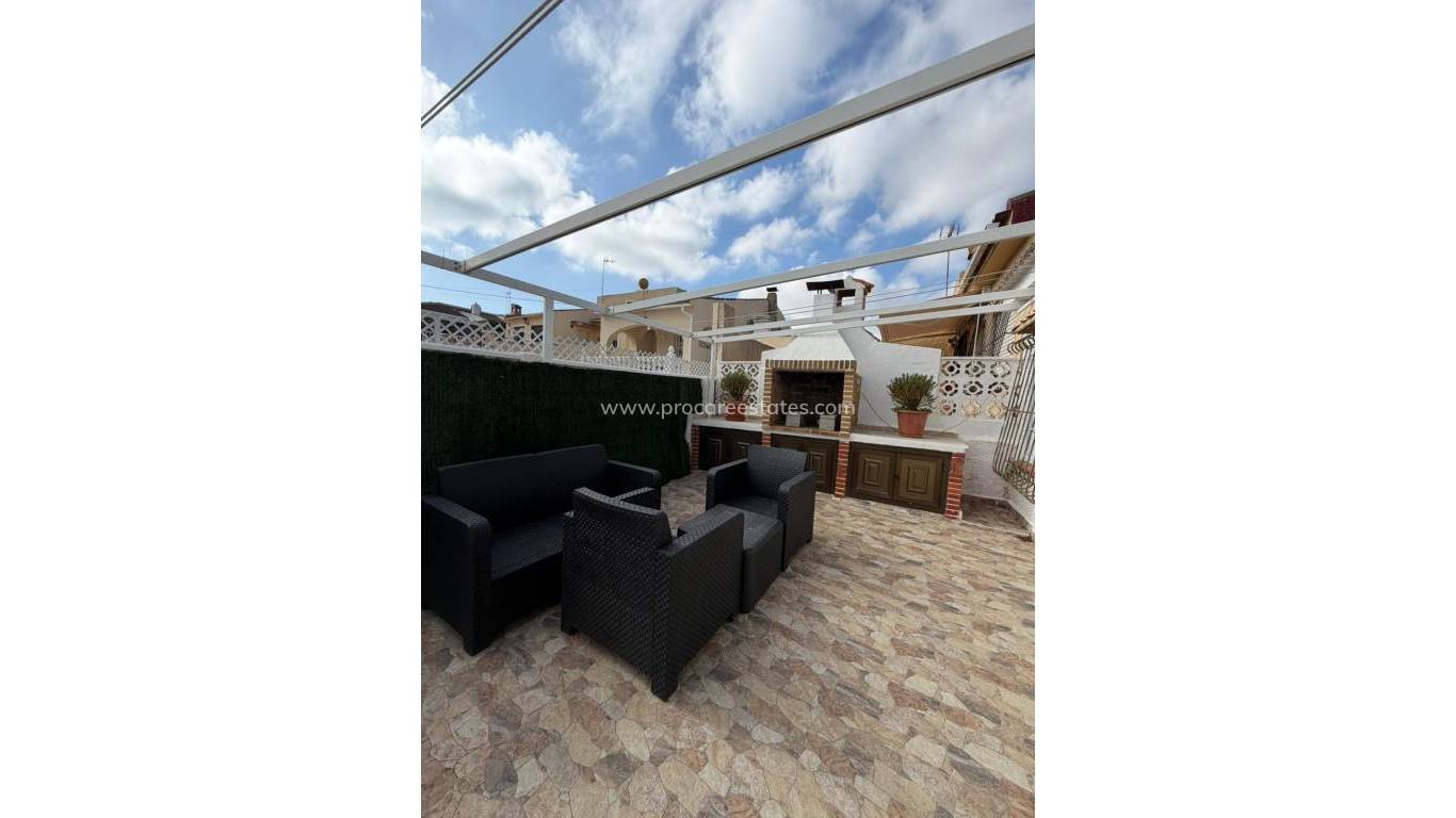 Alquiler a largo plazo - Villa - Torrevieja - Los Balcones - Los Altos del Edén