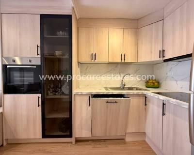 Appartement - Verkoop - Torrevieja - Torrevieja Center