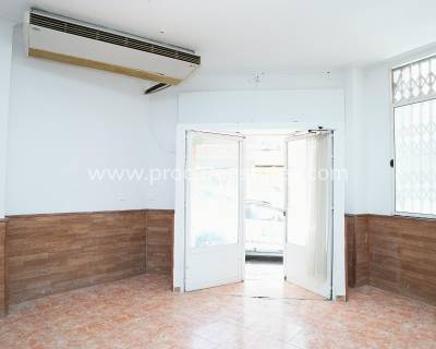 Commercial property - Resale - Torrevieja - Torrevieja Center