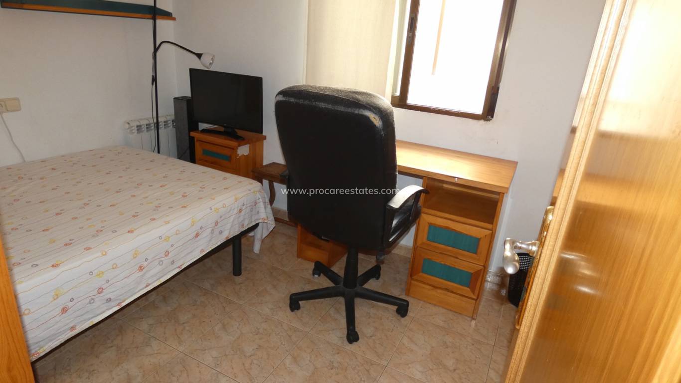 Lange termijn verhuur - Appartement - Guardamar del Segura - Guardamar Centrum
