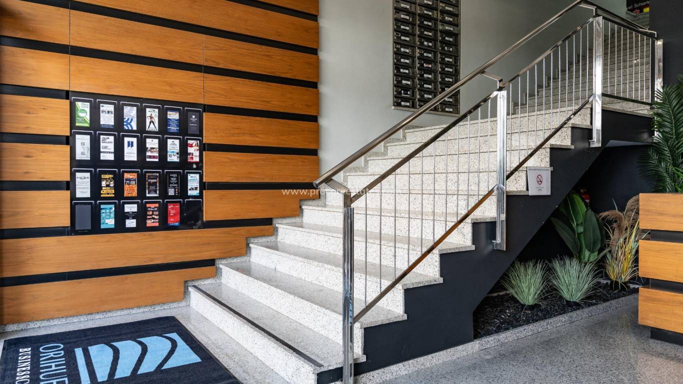 Lange termijn verhuur - Commercieel vastgoed - Orihuela Costa - Playa Flamenca