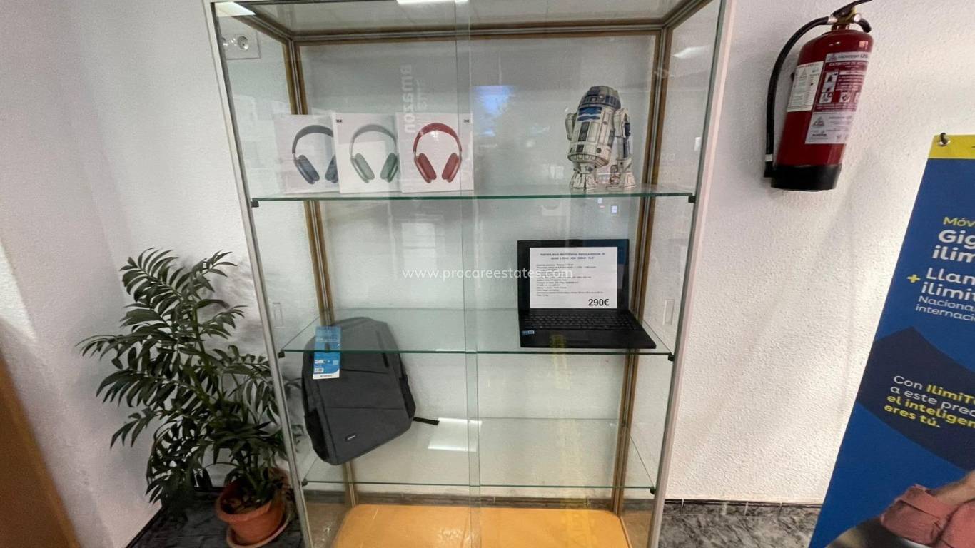 Lange termijn verhuur - Commercieel vastgoed - Torrevieja - Torrevieja Center