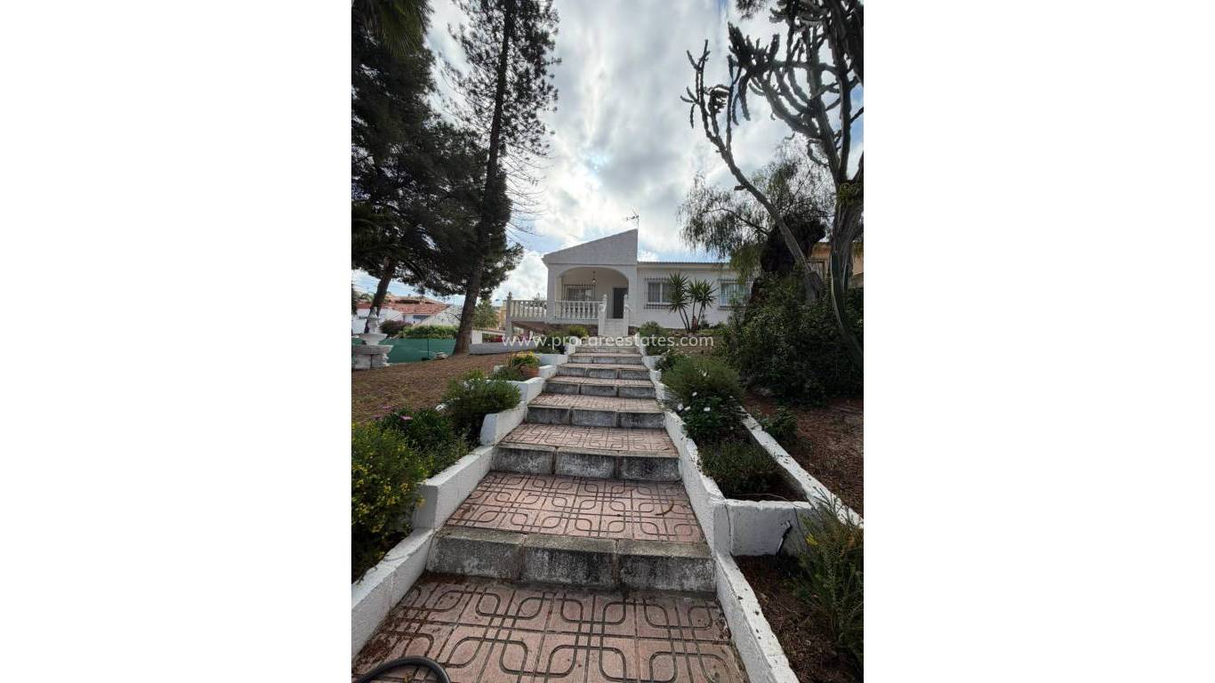 Lange termijn verhuur - Villa - Torrevieja - Los Balcones - Los Altos del Edén