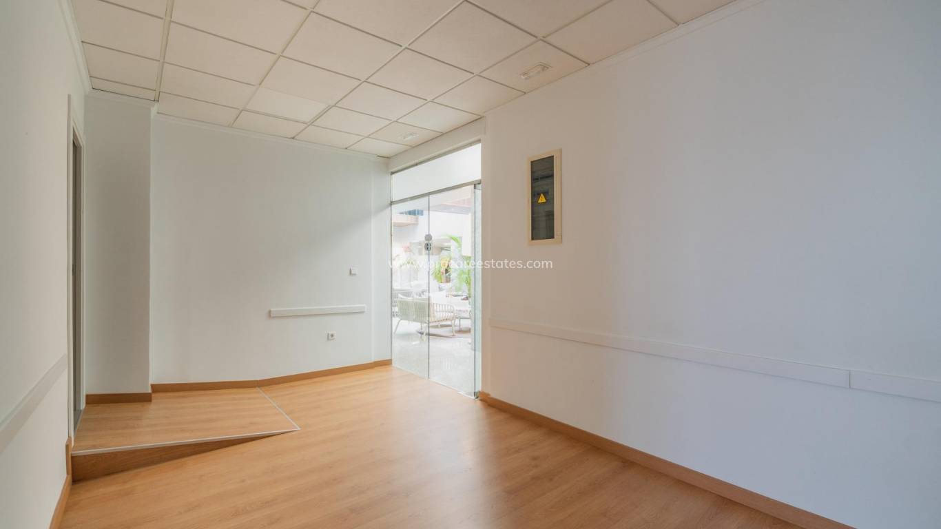 Langzeitmiete - Gewerbeimmobilien - Orihuela Costa - Playa Flamenca
