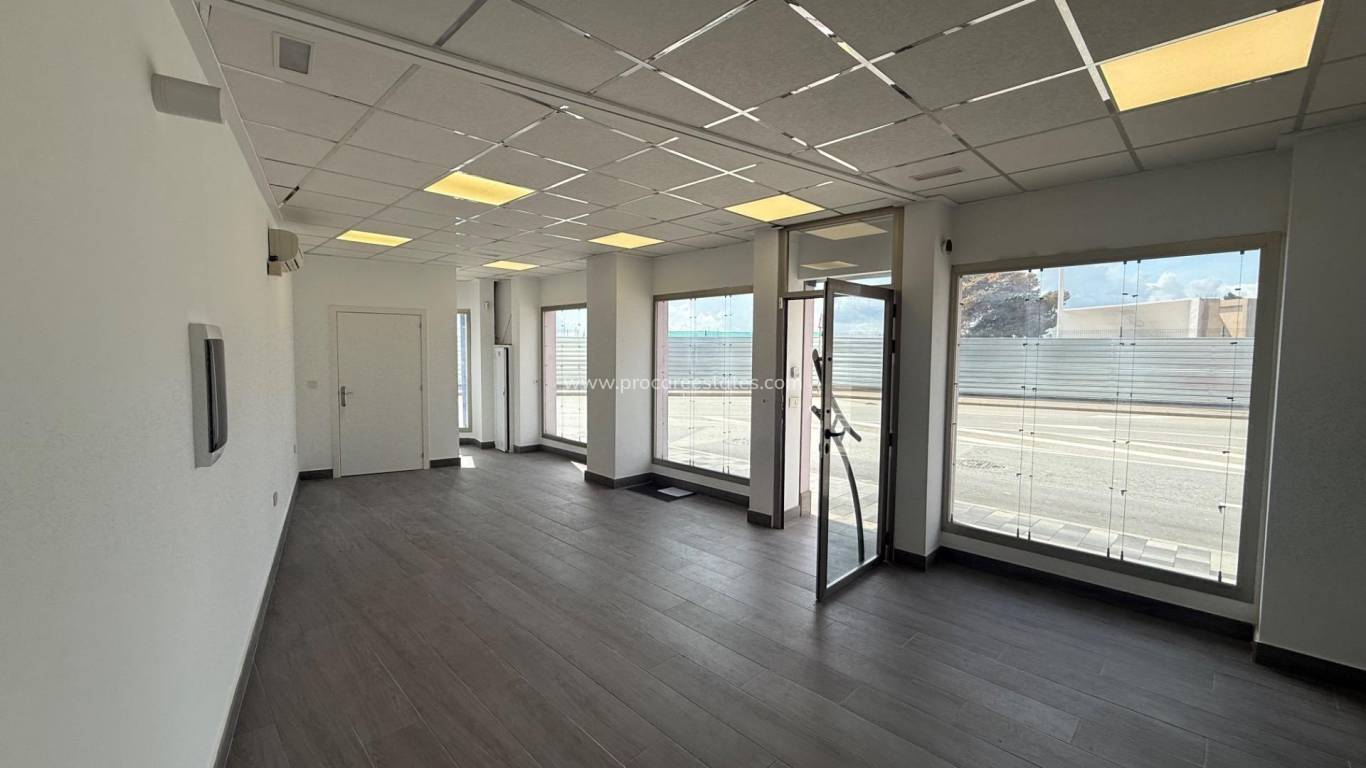 Langzeitmiete - Gewerbeimmobilien - Torrevieja - Paseo maritimo