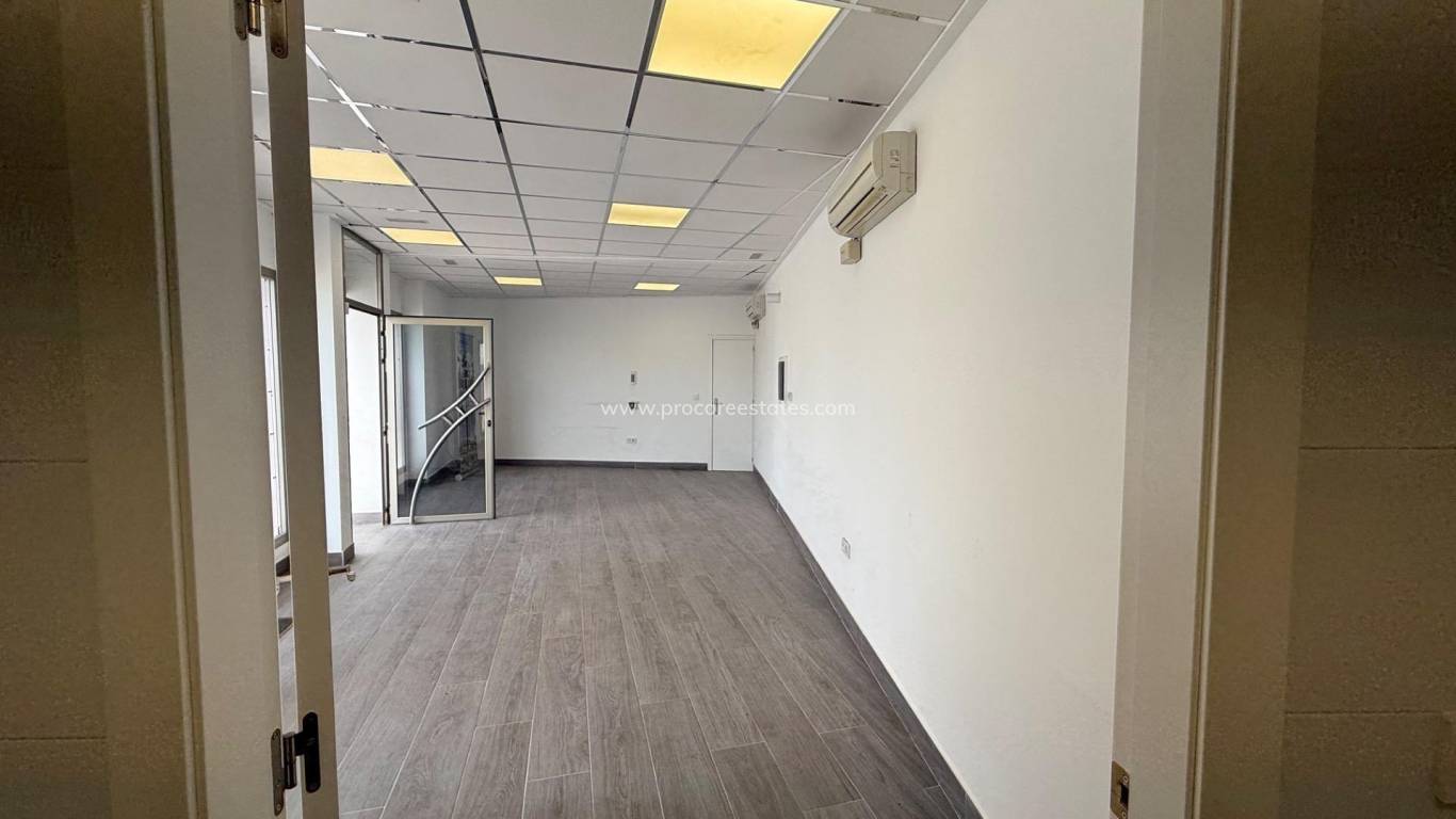 Langzeitmiete - Gewerbeimmobilien - Torrevieja - Paseo maritimo