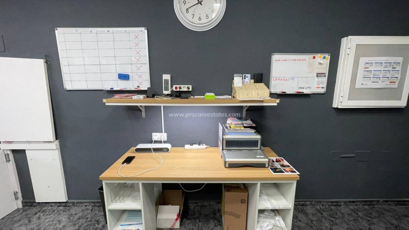 Langzeitmiete - Gewerbeimmobilien - Torrevieja - Torrevieja Center