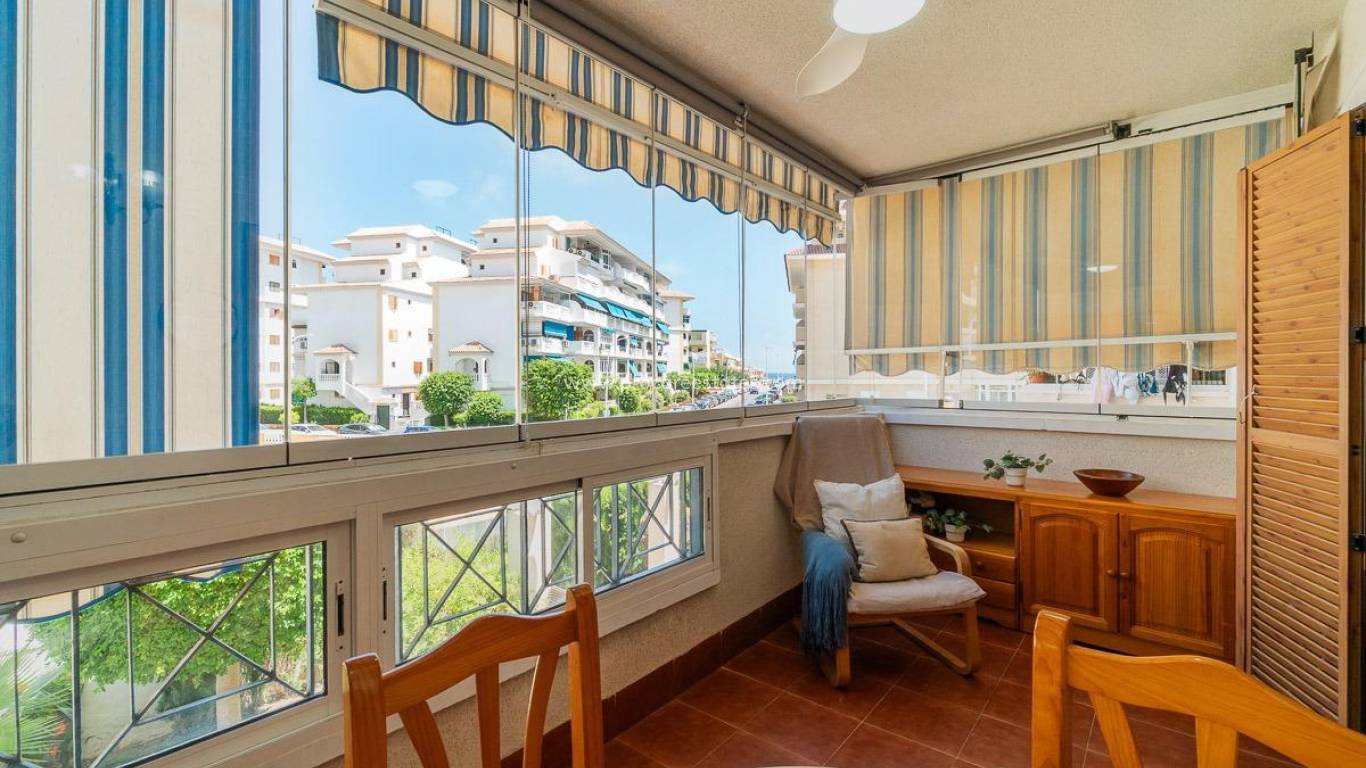 Location longue durée - Appartement - Torrevieja - La Mata