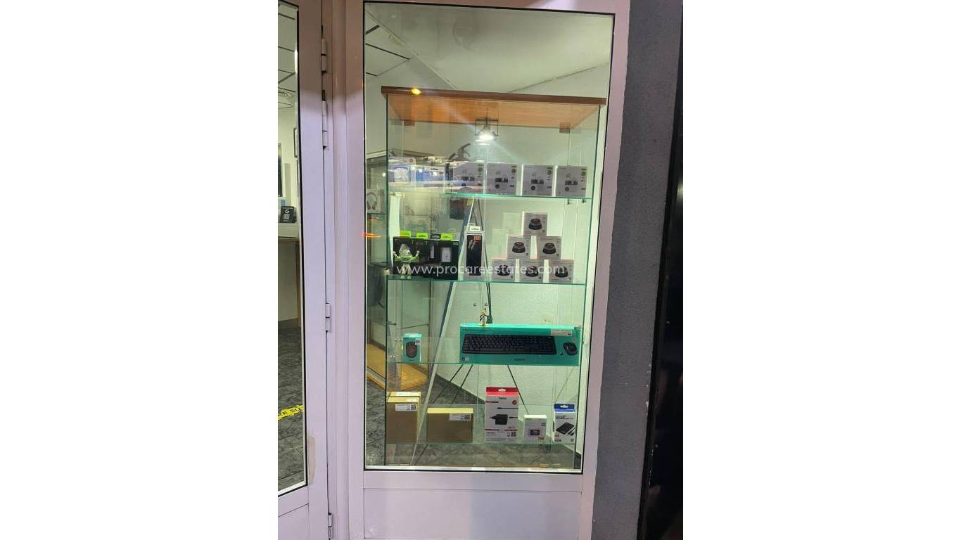 Location longue durée - Propriété commerciale - Torrevieja - Torrevieja Center