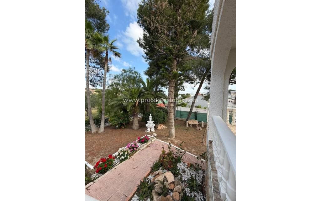 Location longue durée - Villa - Torrevieja - Los Balcones - Los Altos del Edén