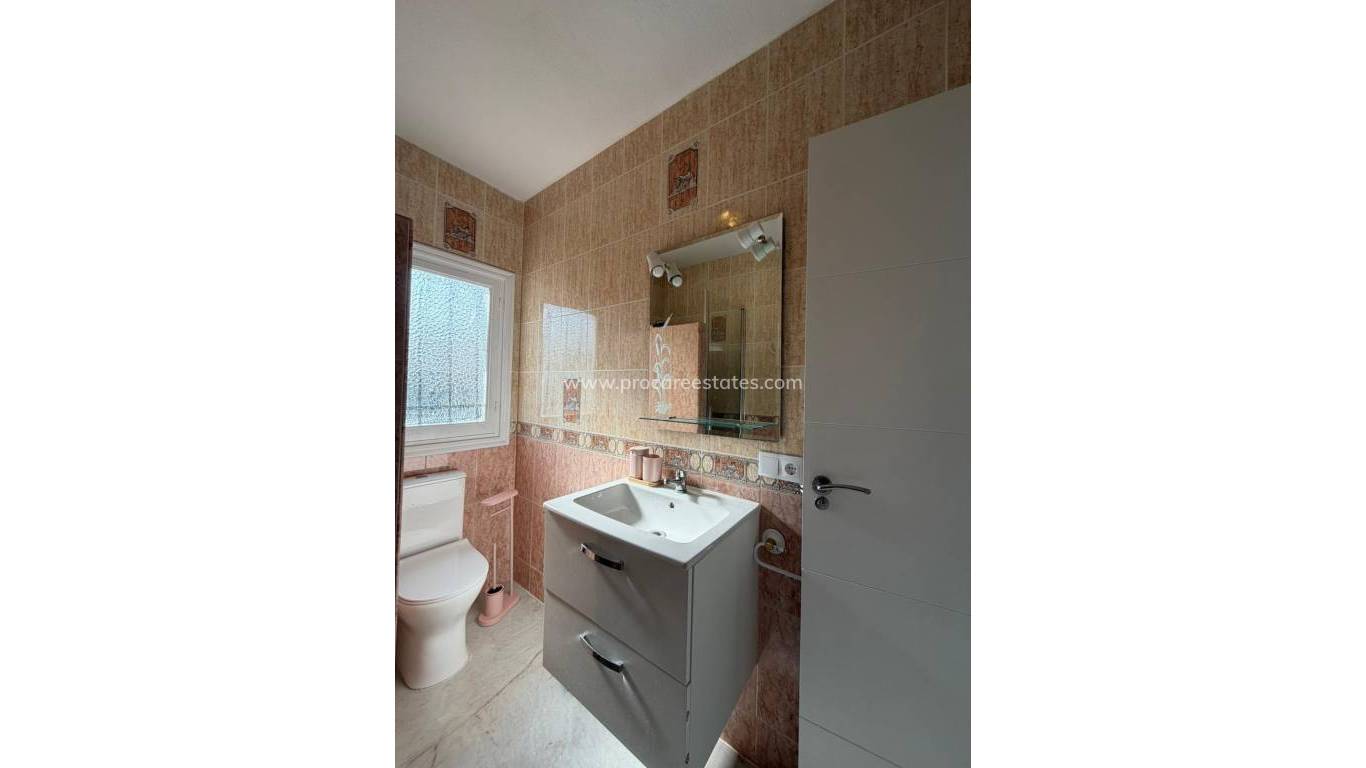 Location longue durée - Villa - Torrevieja - Los Balcones - Los Altos del Edén