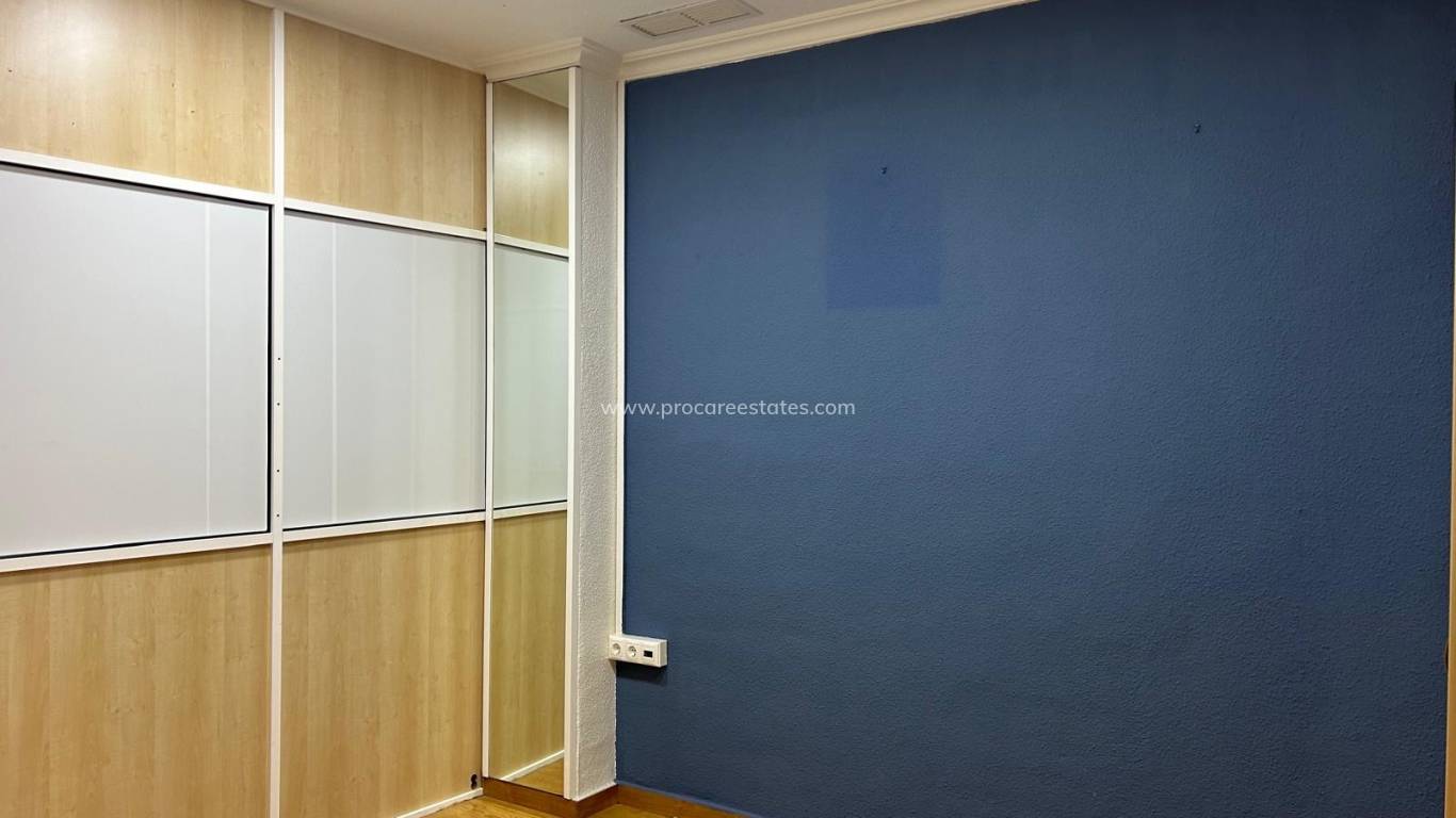 Long time Rental - Commercial property - Guardamar del Segura - Guardamar Center