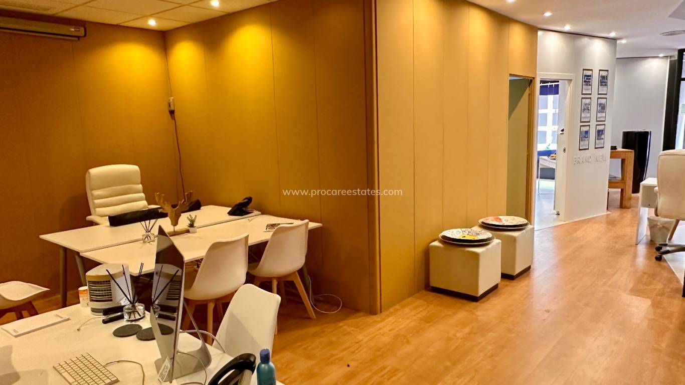 Long time Rental - Commercial property - Guardamar del Segura - Guardamar Center