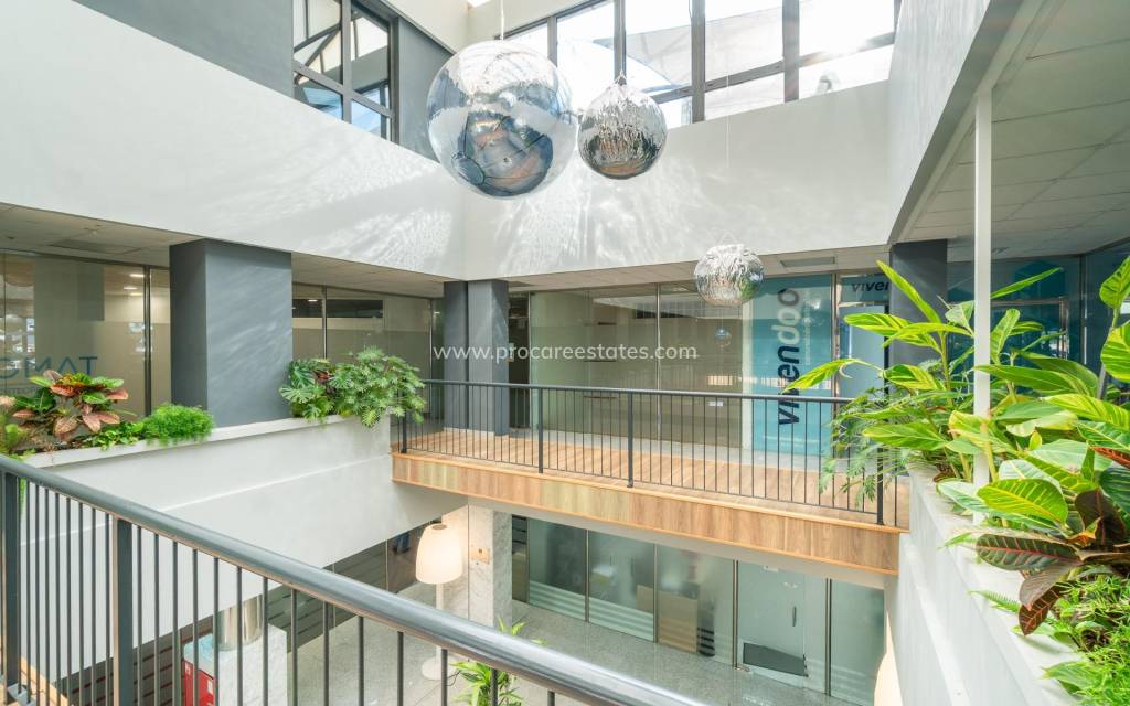 Long time Rental - Commercial property - Orihuela Costa - Playa Flamenca