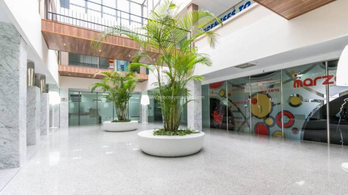 Long time Rental - Commercial property - Orihuela Costa - Playa Flamenca