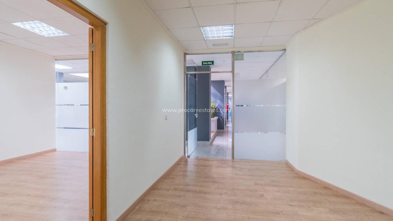 Long time Rental - Commercial property - Orihuela Costa - Playa Flamenca