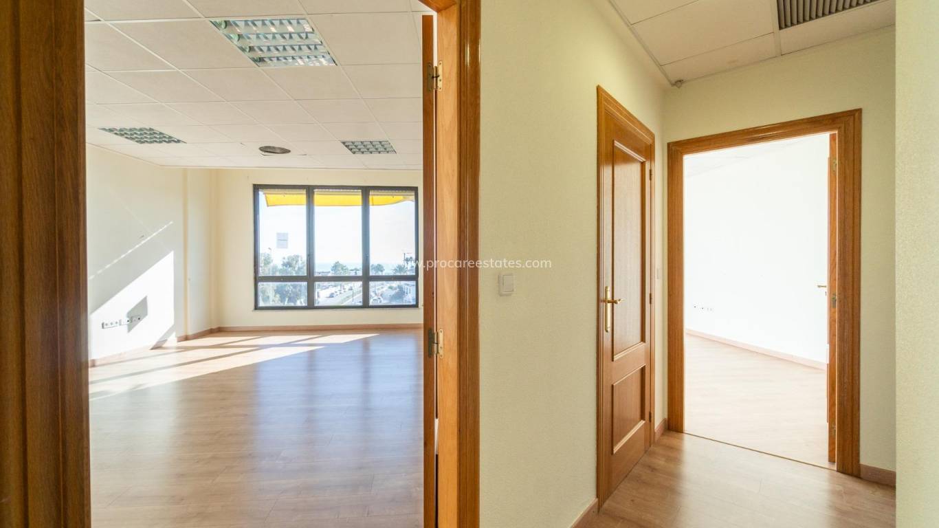 Long time Rental - Commercial property - Orihuela Costa - Playa Flamenca