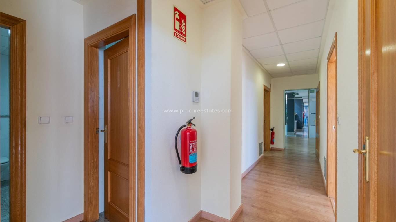 Long time Rental - Commercial property - Orihuela Costa - Playa Flamenca