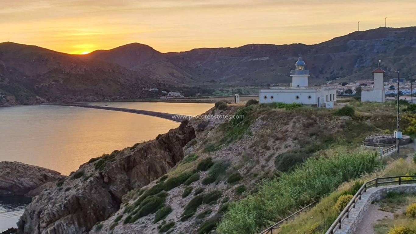 Neubau - Stadthaus - La Únion - centro