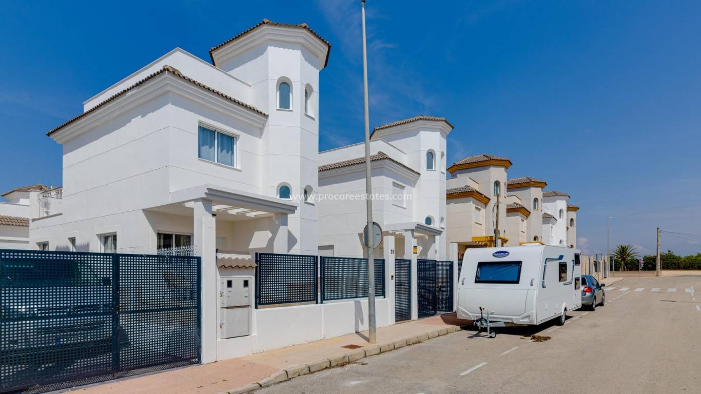 Neubau - Villa - San Fulgencio - El Oasis