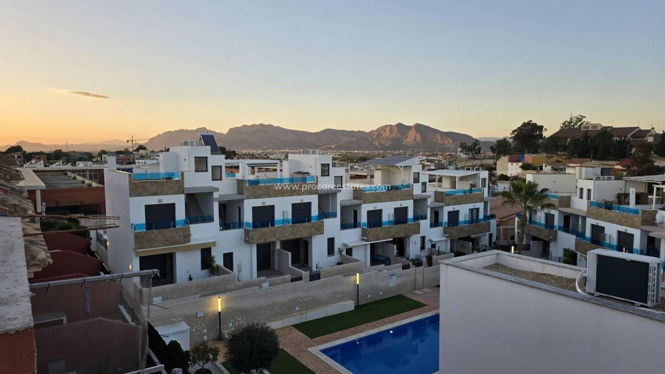 Nouvelle construction - Maison de ville - Bigastro - pueblo