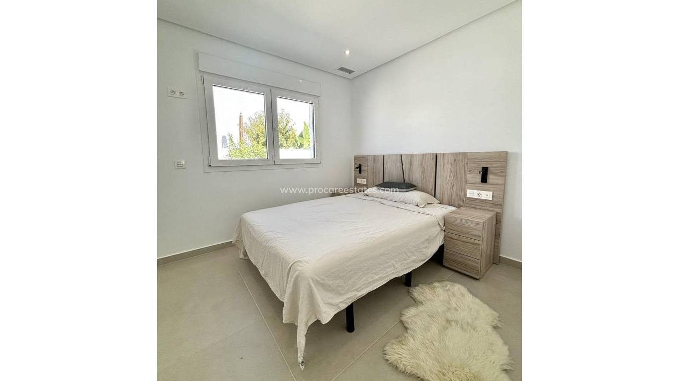 Nouvelle construction - Villa - Benijofar