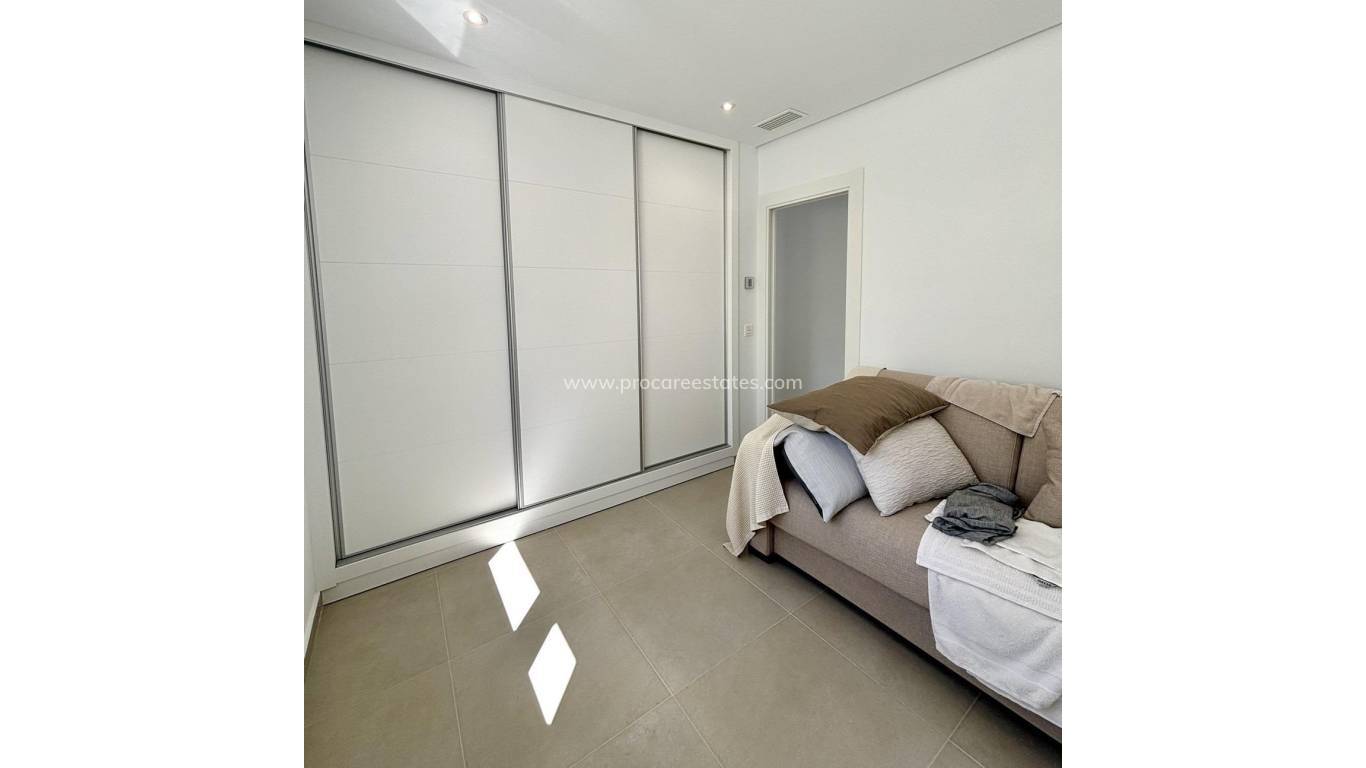 Nouvelle construction - Villa - Benijofar