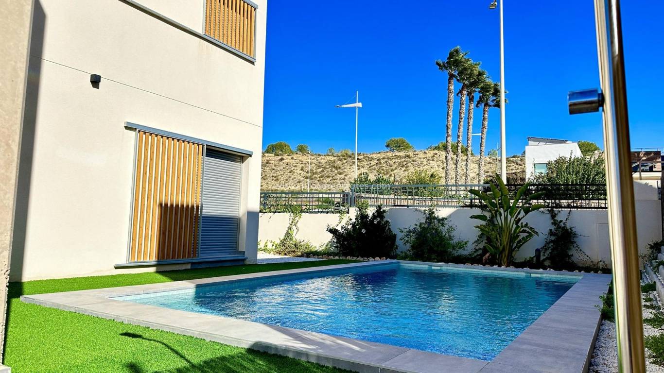 Nueva construcción  - Villa - Algorfa - La Finca golf