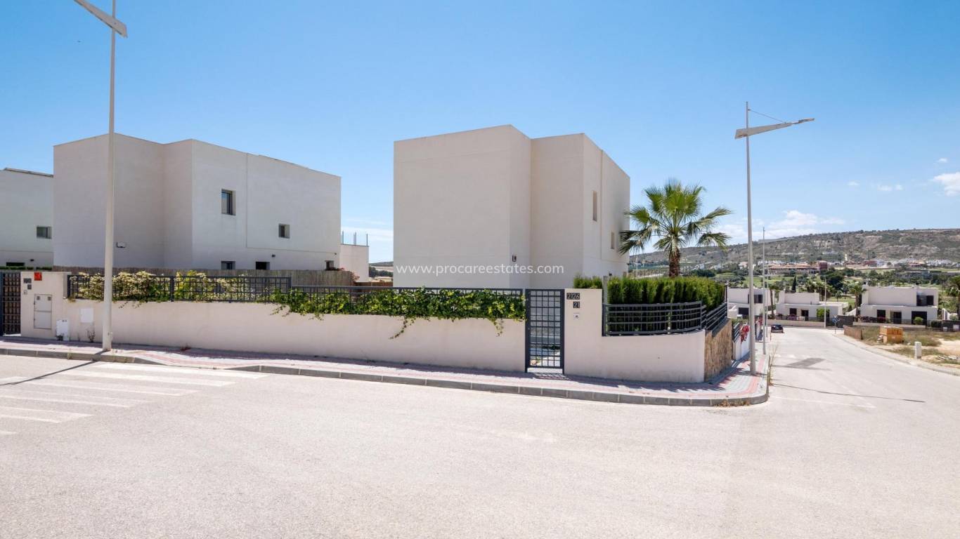 Nueva construcción  - Villa - Algorfa - La Finca golf