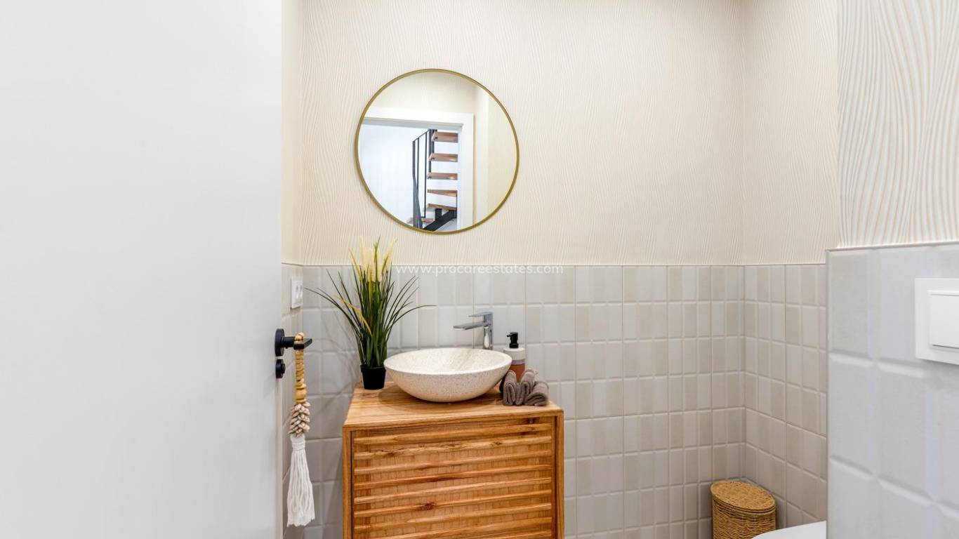 Nueva construcción  - Villa - Dolores - Sector 3