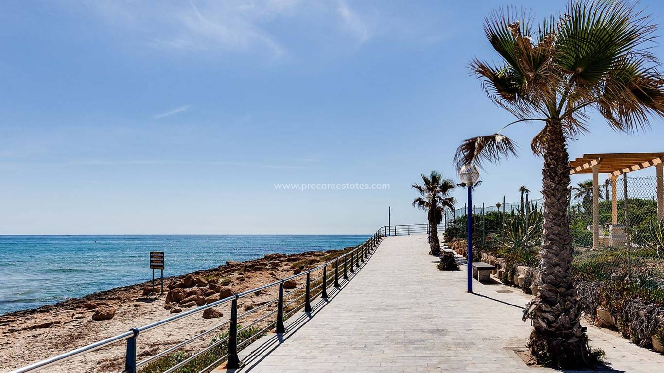 Nueva construcción  - Villa - Orihuela Costa - La Zenia