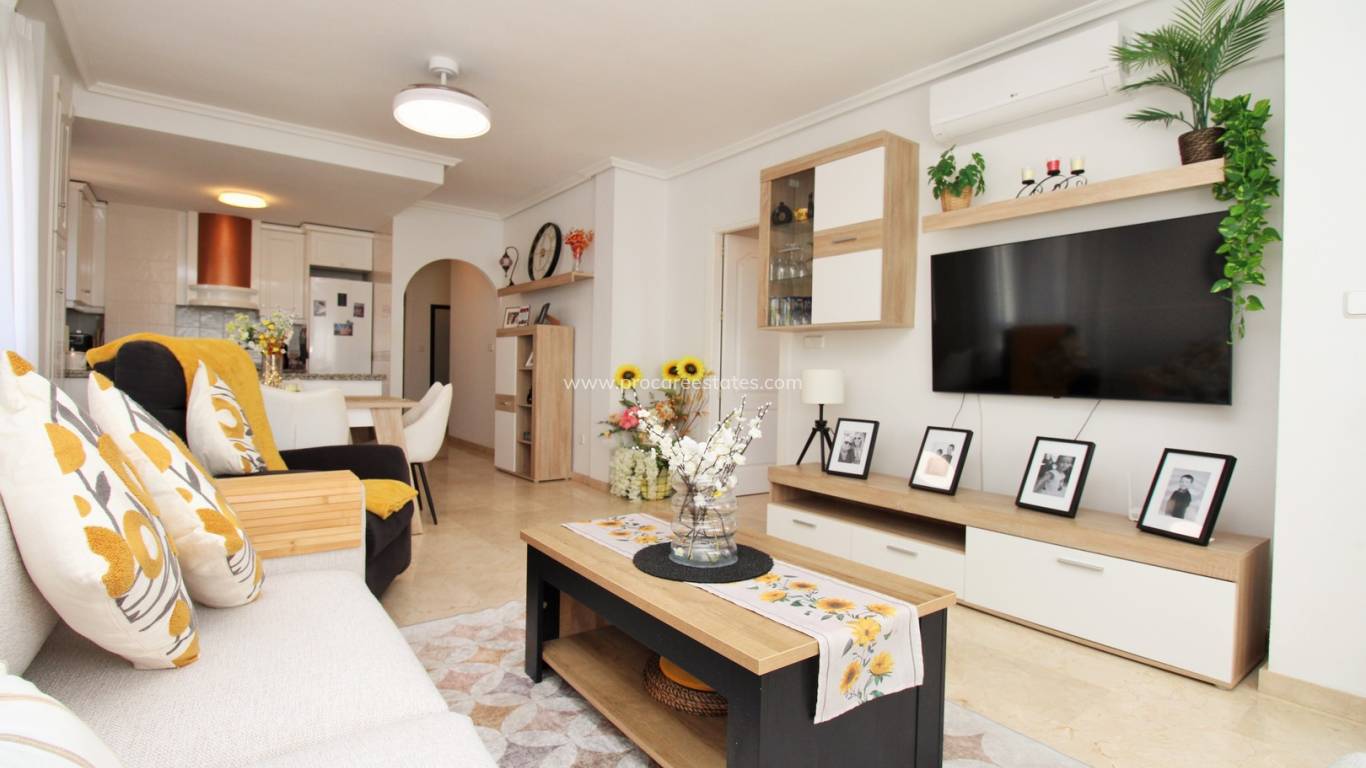 Resale - Apartament - Orihuela Costa - Villamartin