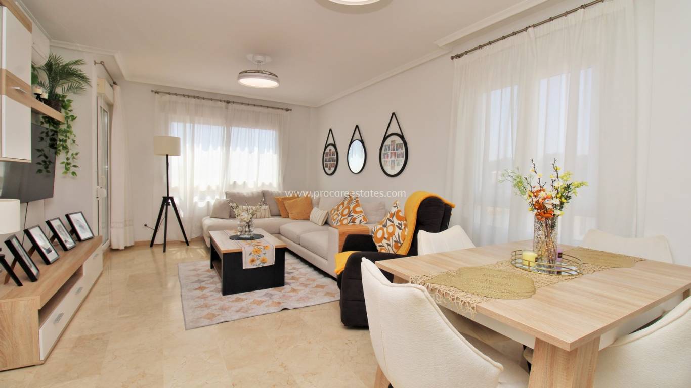 Resale - Apartament - Orihuela Costa - Villamartin