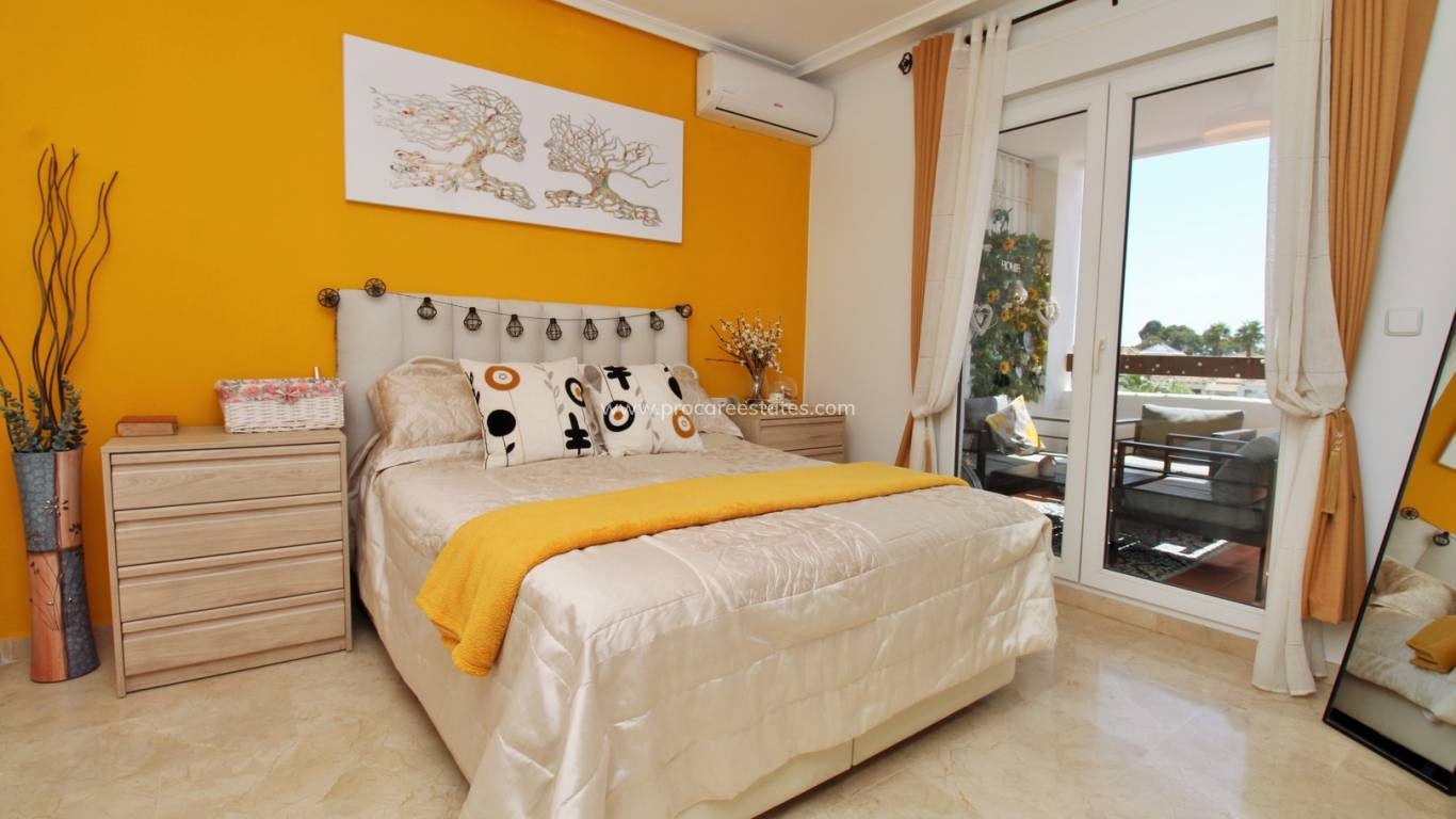 Resale - Apartament - Orihuela Costa - Villamartin