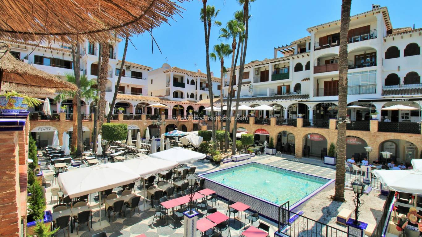 Resale - Apartament - Orihuela Costa - Villamartin