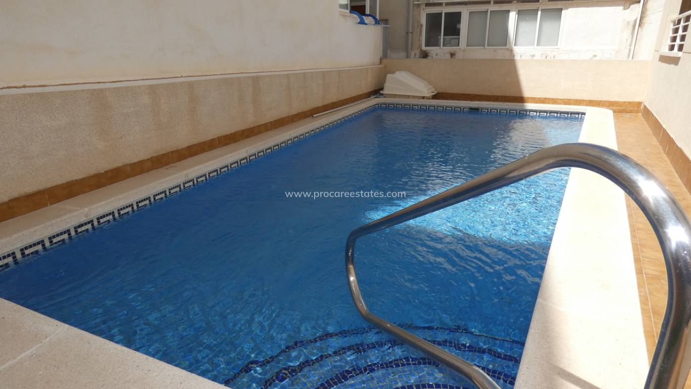 Resale - Apartment - Algorfa