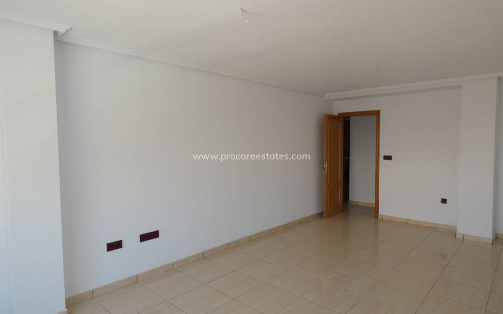 Resale - Apartment - Algorfa