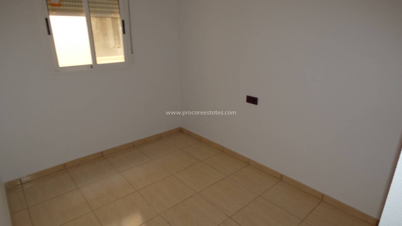 Resale - Apartment - Algorfa