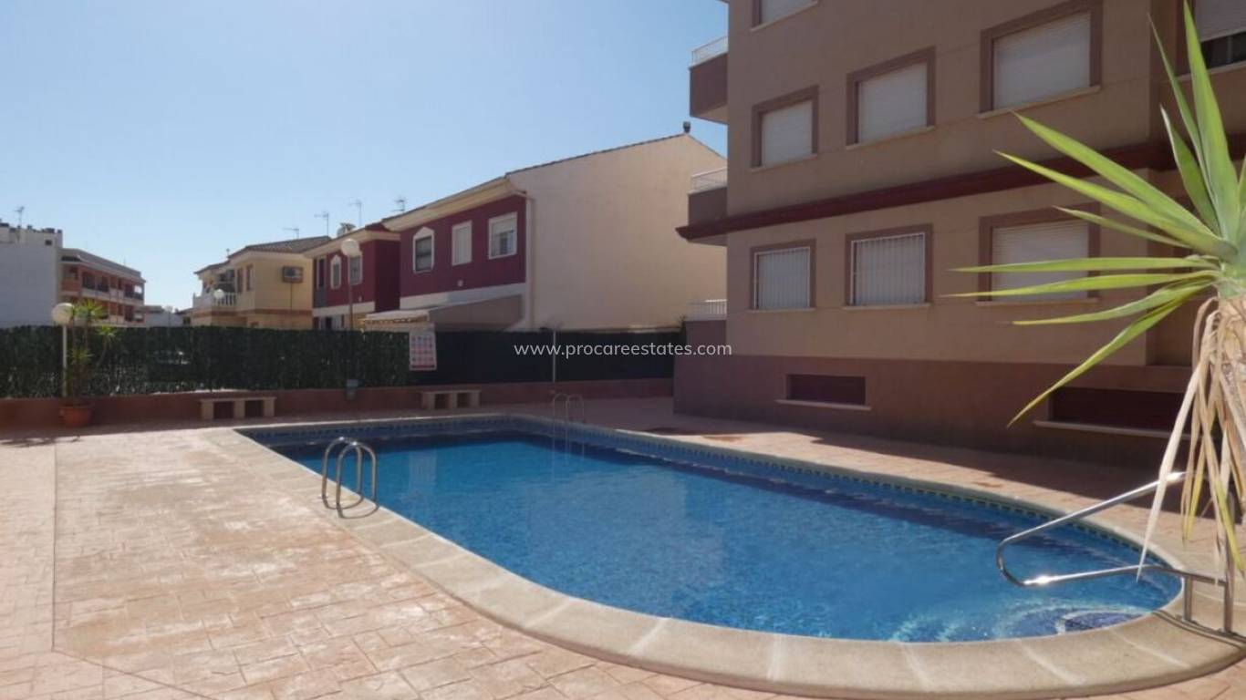 Resale - Apartment - Algorfa