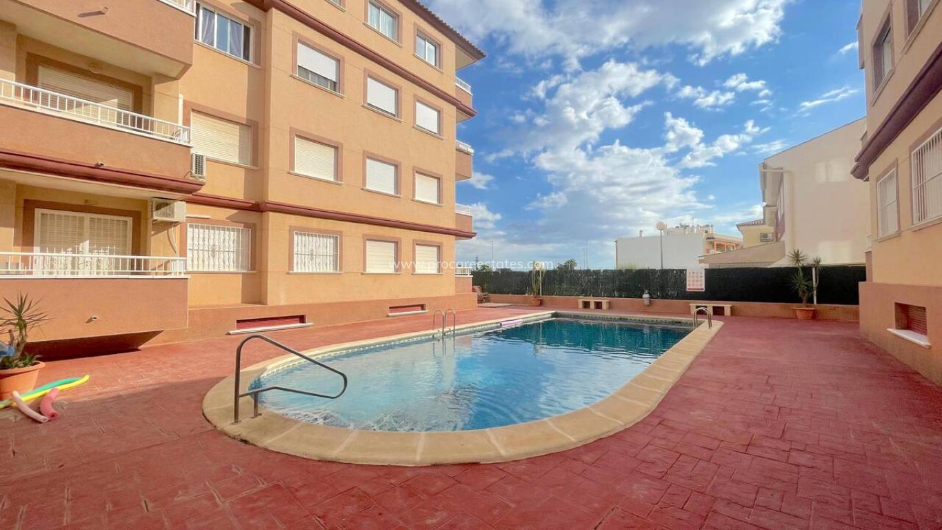 Resale - Apartment - Algorfa