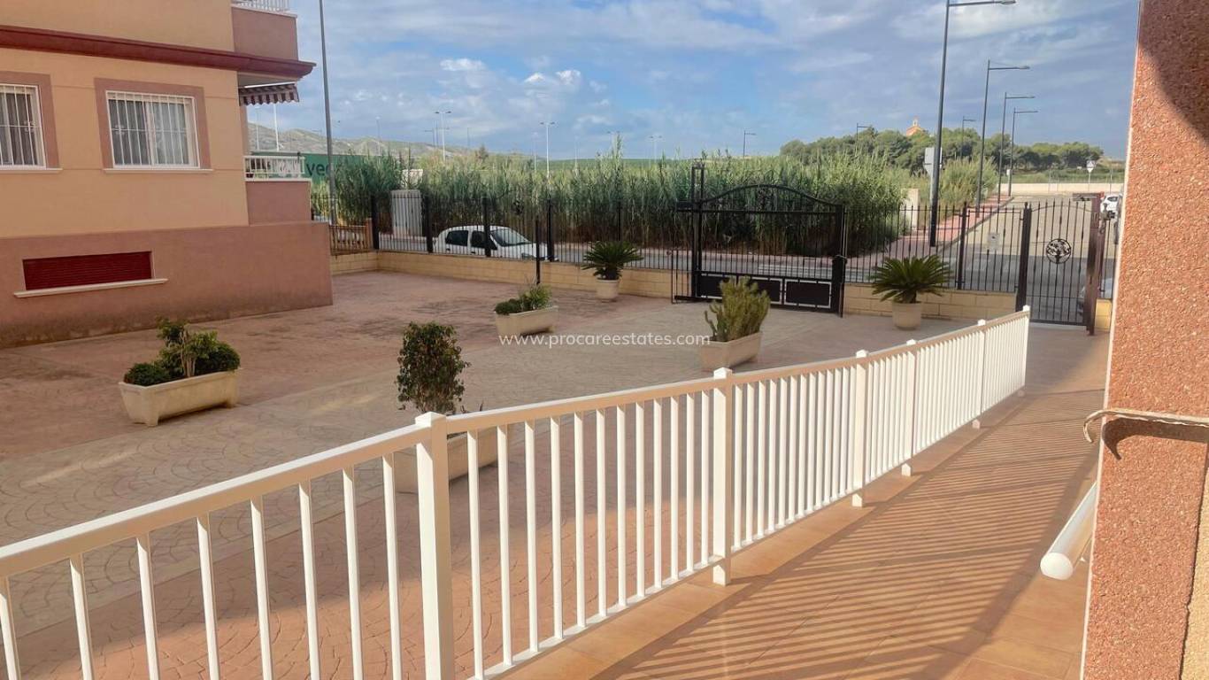 Resale - Apartment - Algorfa