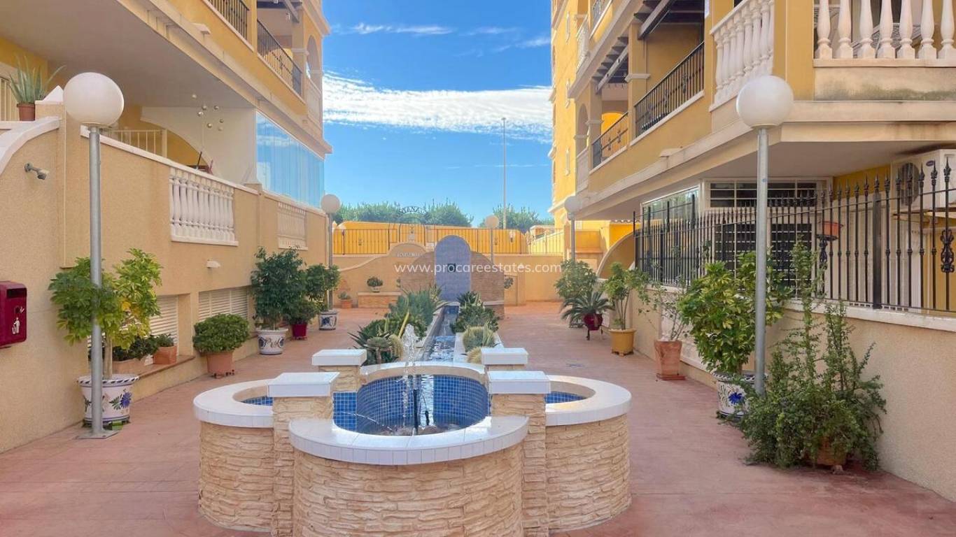 Resale - Apartment - Algorfa
