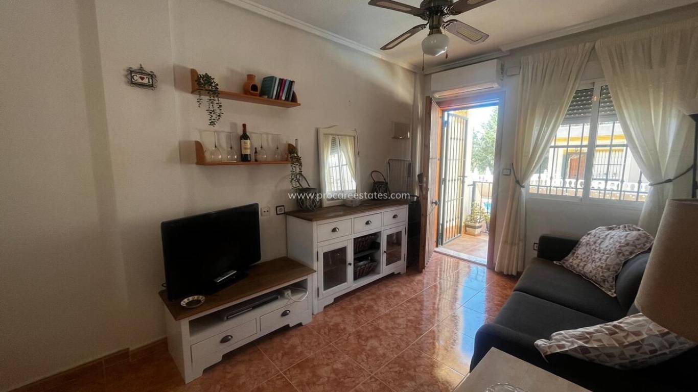 Resale - Apartment - Algorfa