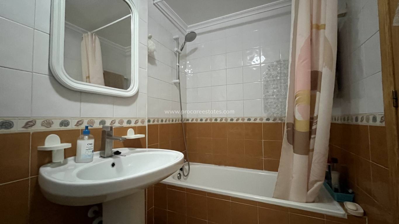 Resale - Apartment - Algorfa